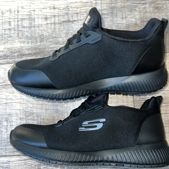 SOLD SOLD SOLD 👟Skechers 👟WORK Wide Fit Slip Resistant Slip On SneakersSize 8 - Picture 1 of 10